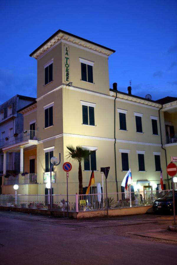 Hotel La Torre Rimini Extérieur photo
